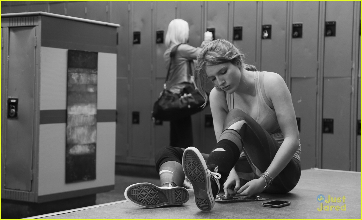 Bella Thorne & Ross Butler's Lifetime Movie 'Perfect High' Premieres Tonight!