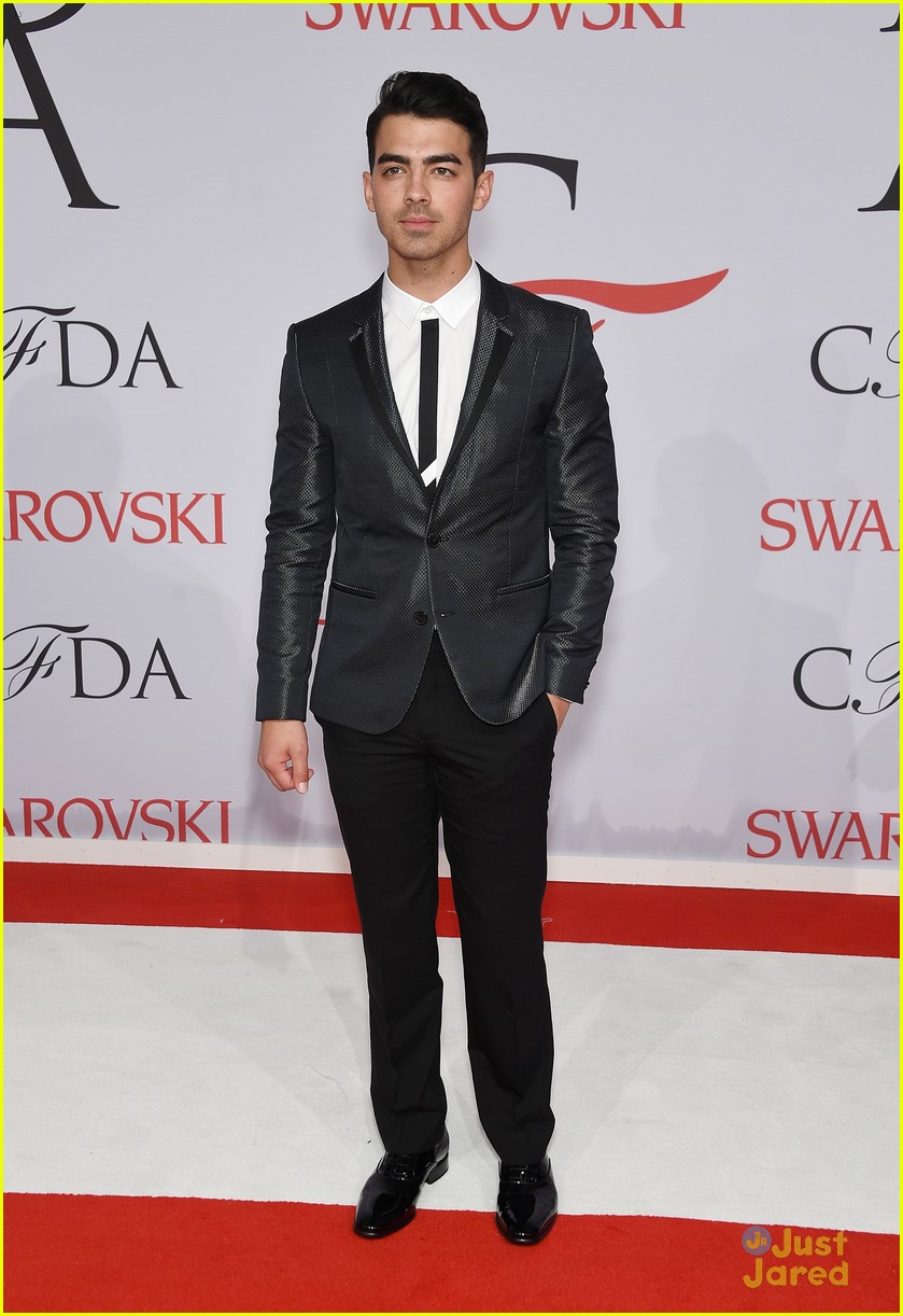 Brittany Snow Partied with Boyfriend Tyler Hoechlin After the CFDA Awards!