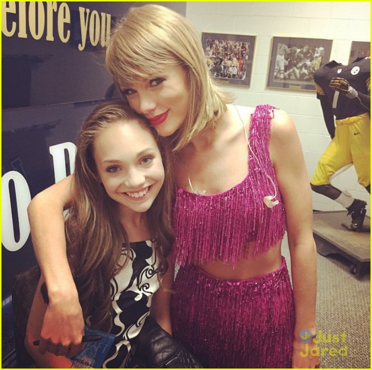 Taylor Swift Hangs Out With Rachel Platten & Kelsea Ballerini - Watch Them Jam Out!