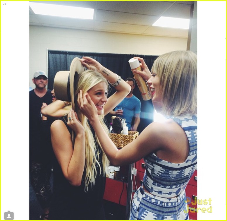 Taylor Swift Hangs Out With Rachel Platten & Kelsea Ballerini - Watch Them Jam Out!