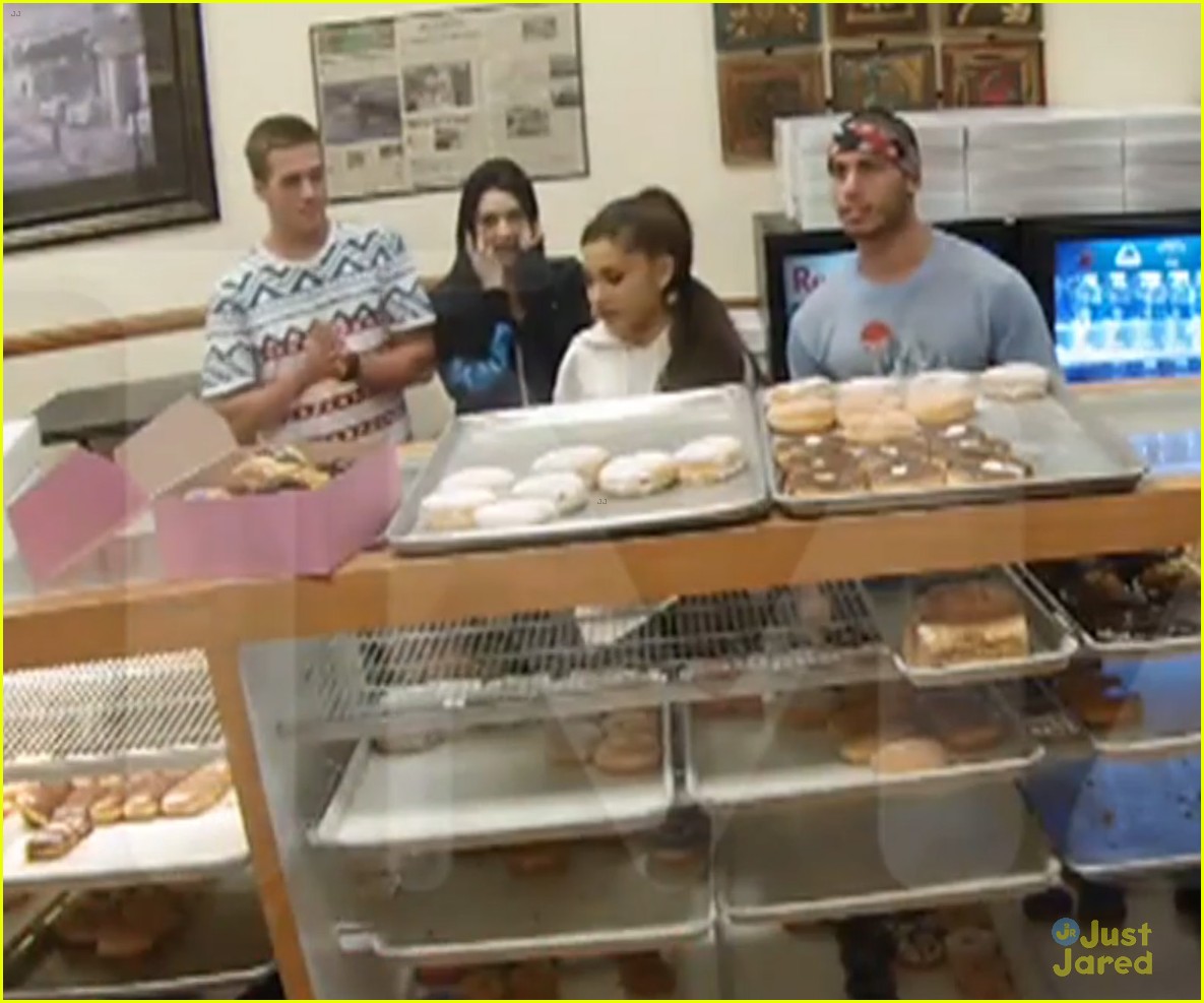 Ariana Grande Kisses Backup Dancer Ricky Alvarez in a Donut Shop (Video)