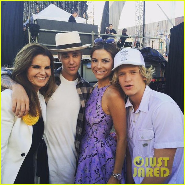 Justin Bieber Surprises Lucky Fan With a Quinceanera on Tonight's 'Knock Knock Live'!
