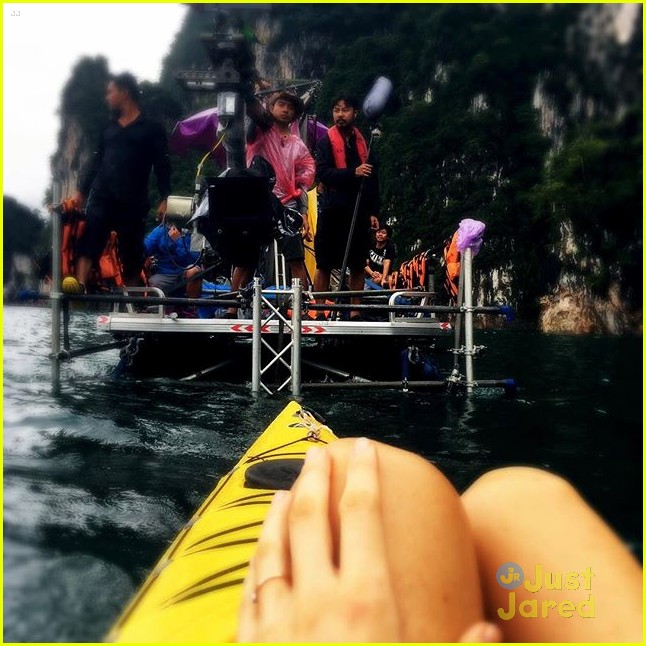 Blake Lively Has a New Hair Color & Hubby Ryan Reynolds Likes It!