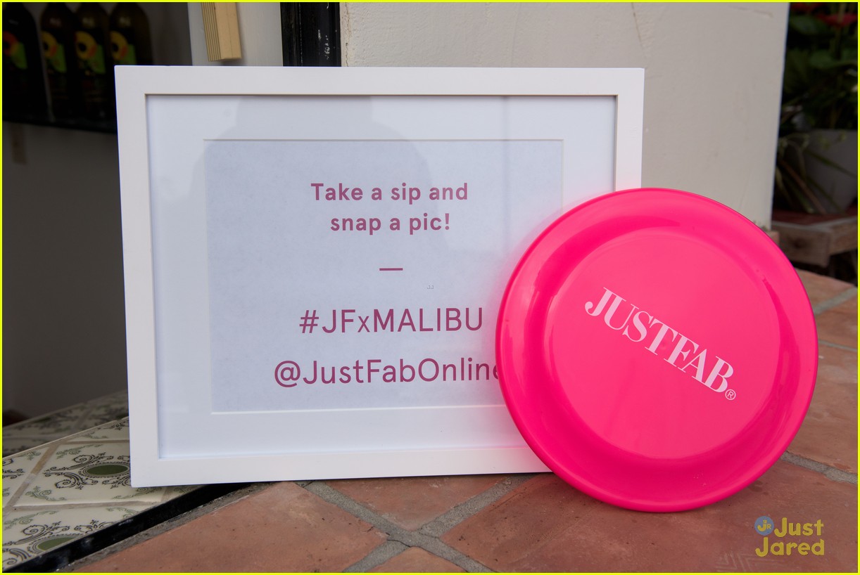 Chanel Iman Stays Chic at Just Jared & JustFab's Malibu Dinner with Sami Miro!