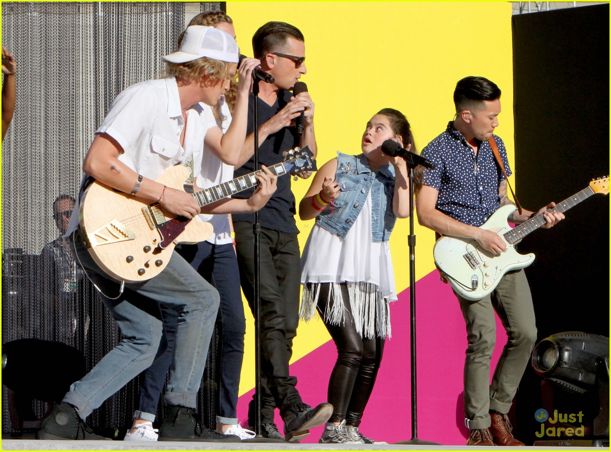 Cody Simpson Performs 'Reach Up' At Special Olympics World Games 2015