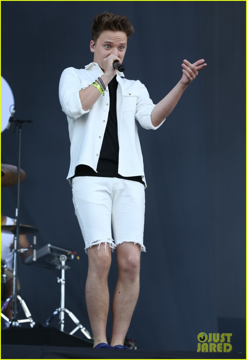 Conor Maynard Would Love to Hit the Studio With Zayn Malik