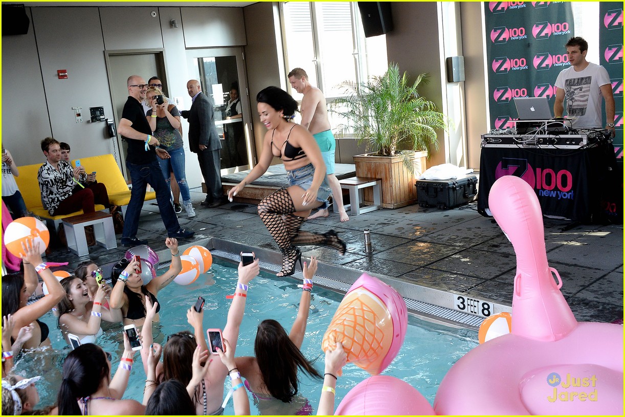 Demi Lovato Slams Rumors That She Copied Katy Perry & Jessie J for 'Cool for the Summer'