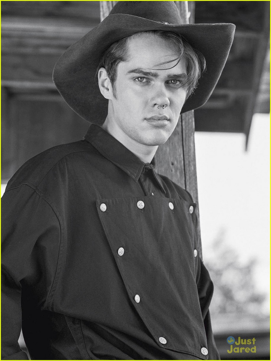 Boyhood's Ellar Coltrane Rocks Nose Ring For 'L'Uomo Vogue'