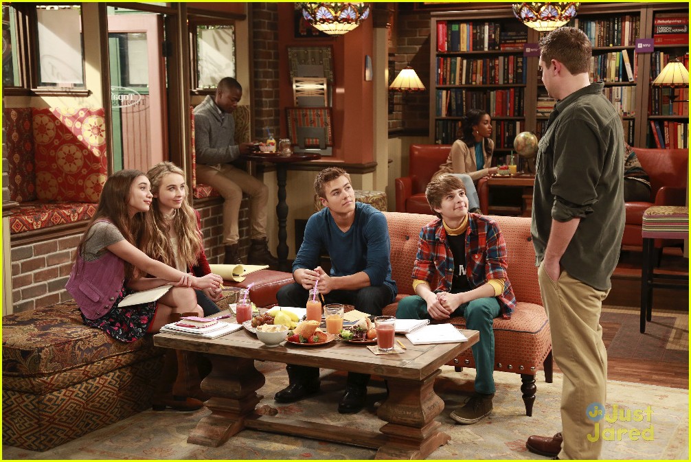 Eric Matthews Runs For The Senate On 'Girl Meets World'!