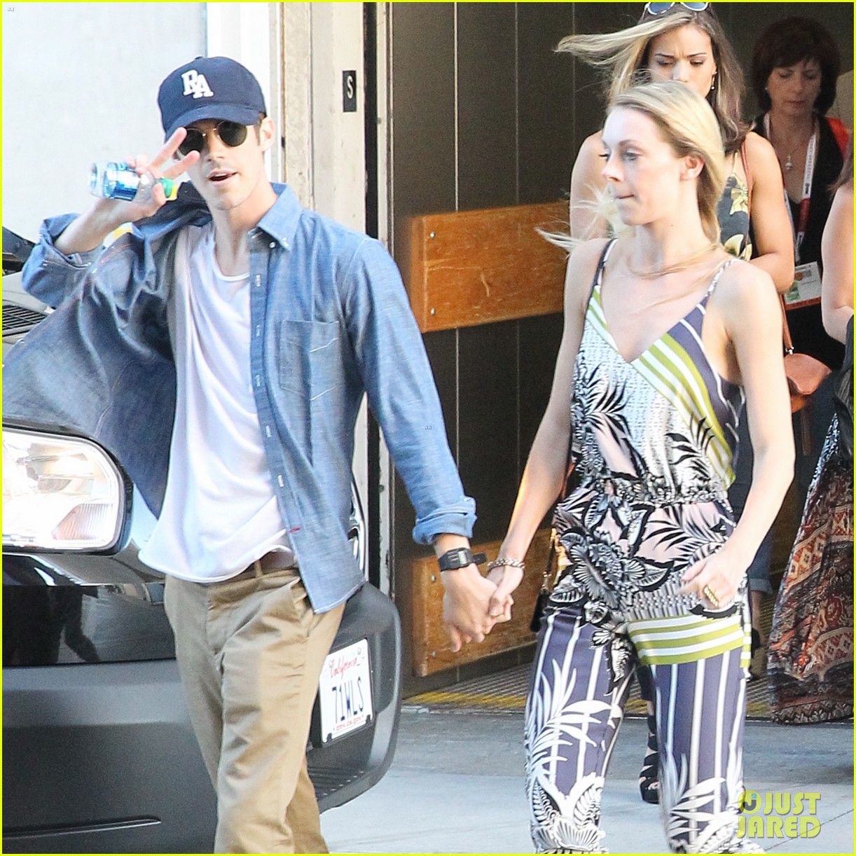 Grant Gustin Brings 'The Flash' to Comic-Con With Girlfriend Hannah Douglass