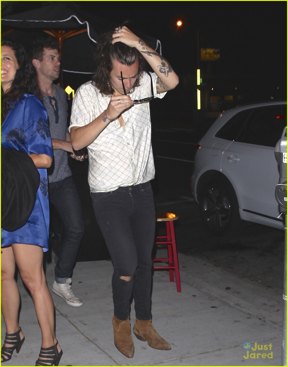 Harry Styles Says One Direction's Choreography Hasn't Changed Since Zayn Malik Left