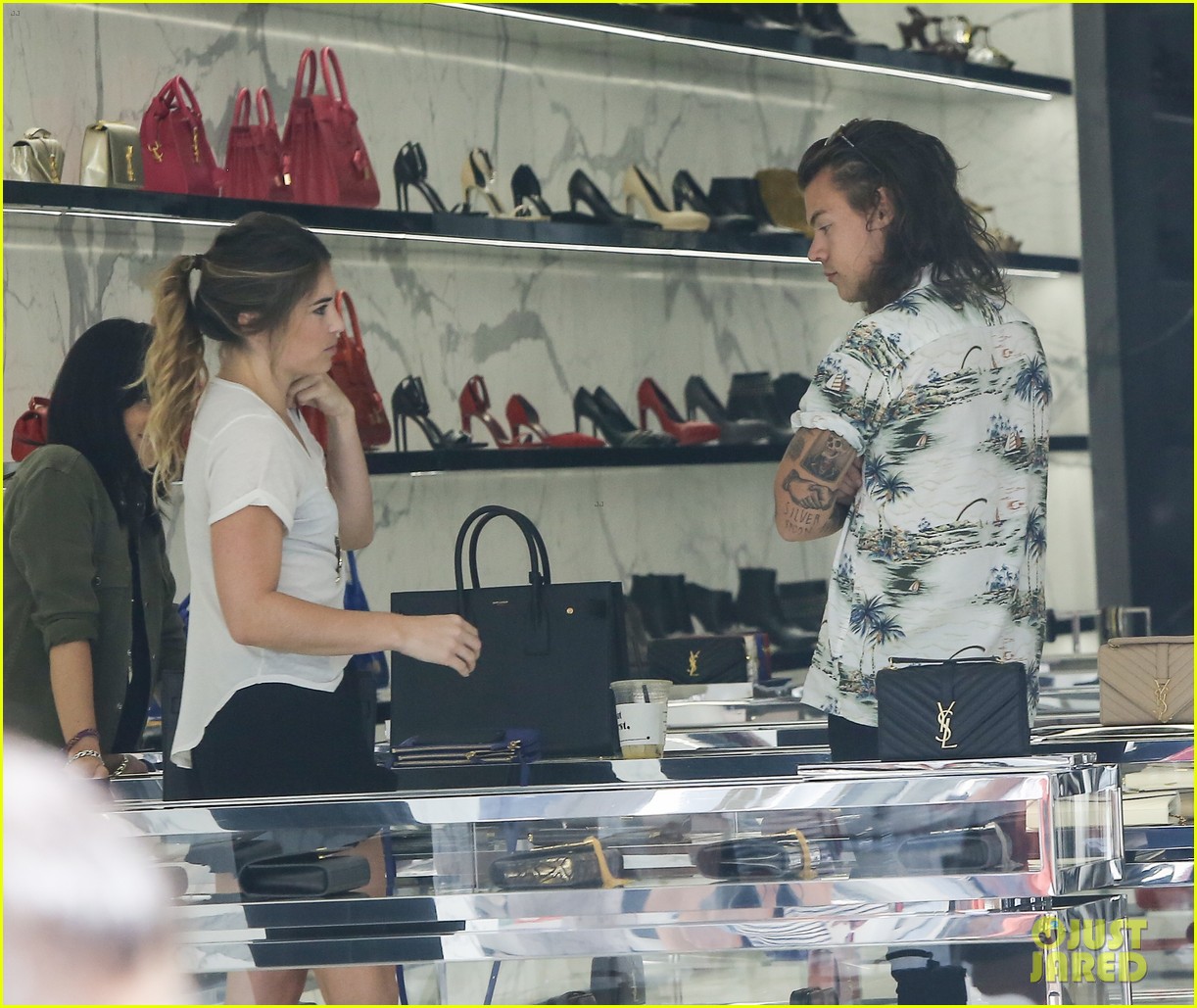 Harry Styles Takes His Gal Pal Shopping!