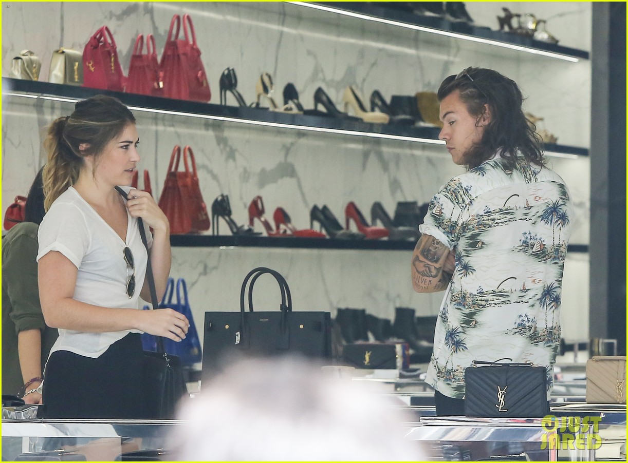 Harry Styles Takes His Gal Pal Shopping!