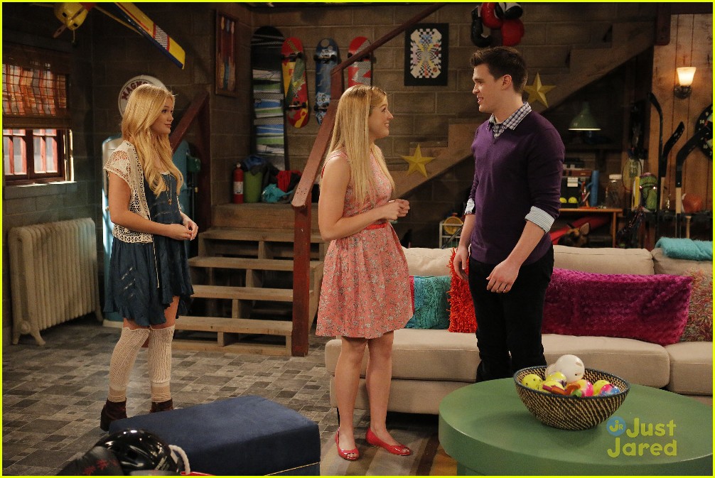 Lindy Sets Garrett Up With The New Girl In School On 'I Didn't Do It'