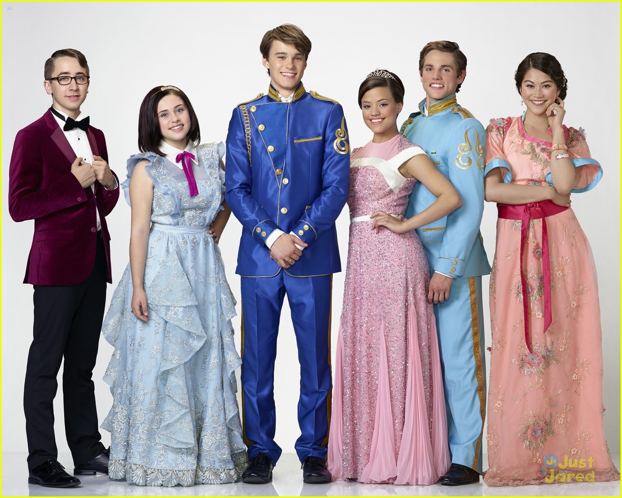 'Descendants' Countdown Week on JJJ! Meet Chad Charming - Jedidah Goodacre!
