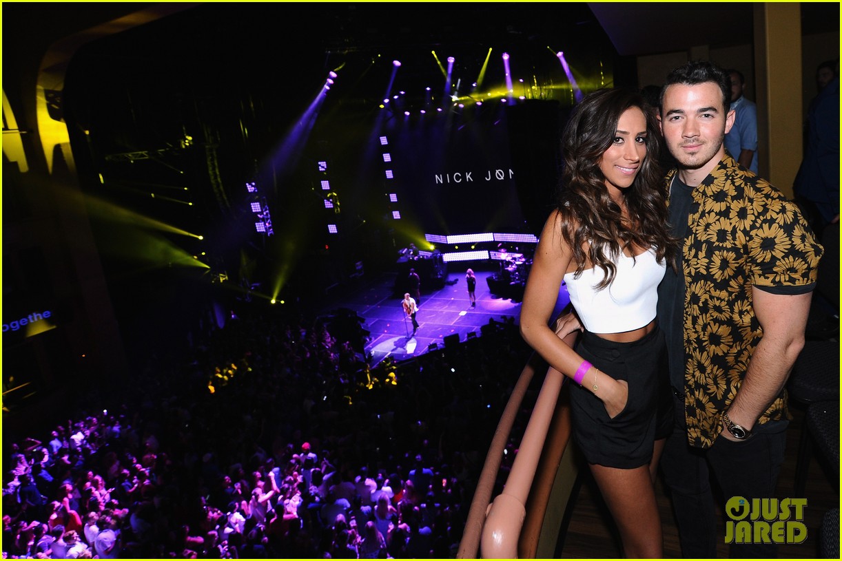 Kevin Jonas & Wife Danielle Deleasa Support Nick at PlentiTogether Live!