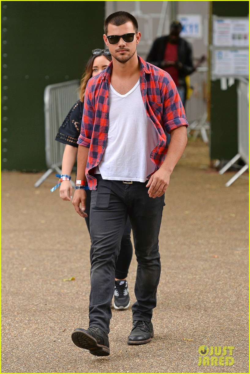 Taylor Lautner Shows How Big of a David Guetta Fan He Is