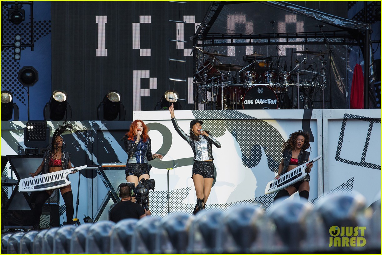 Louis Tomlinson Takes to Twitter for First Time Since Baby News