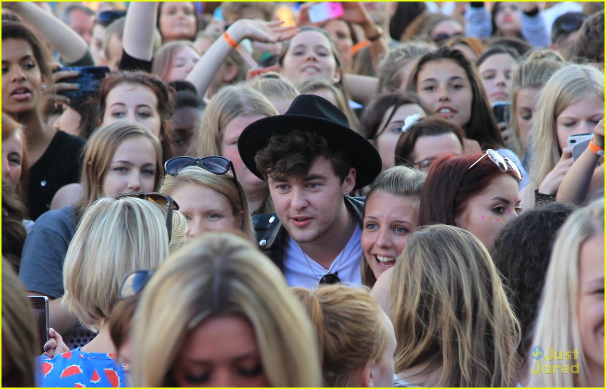 Little Mix Play Thorpe Park After 'Get Weird' Album Reveal