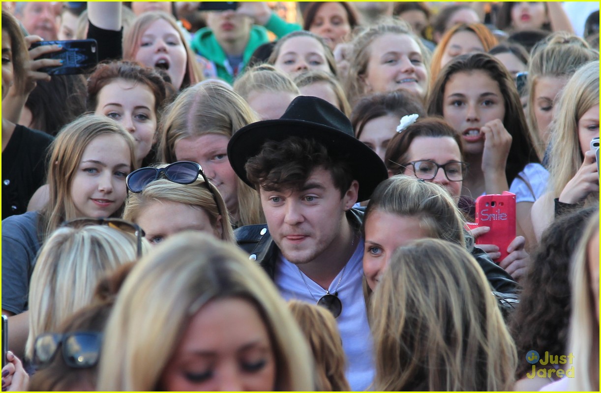 Little Mix Play Thorpe Park After 'Get Weird' Album Reveal