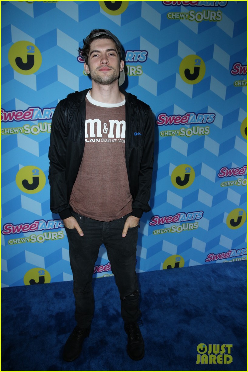 Charlie Rowe & Nolan Gerard Funk Brave Rainy Weather for the JJ Summer Bash!