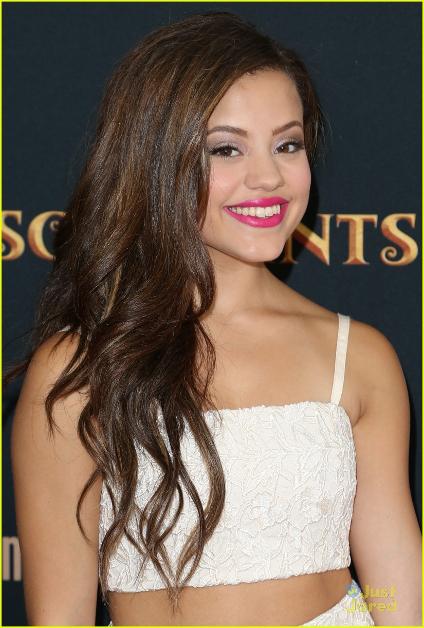 Sarah Jeffrey, Dianne Doan & Brenna D'Amico Cast A Magic Spell Over 'Descendants' Premiere