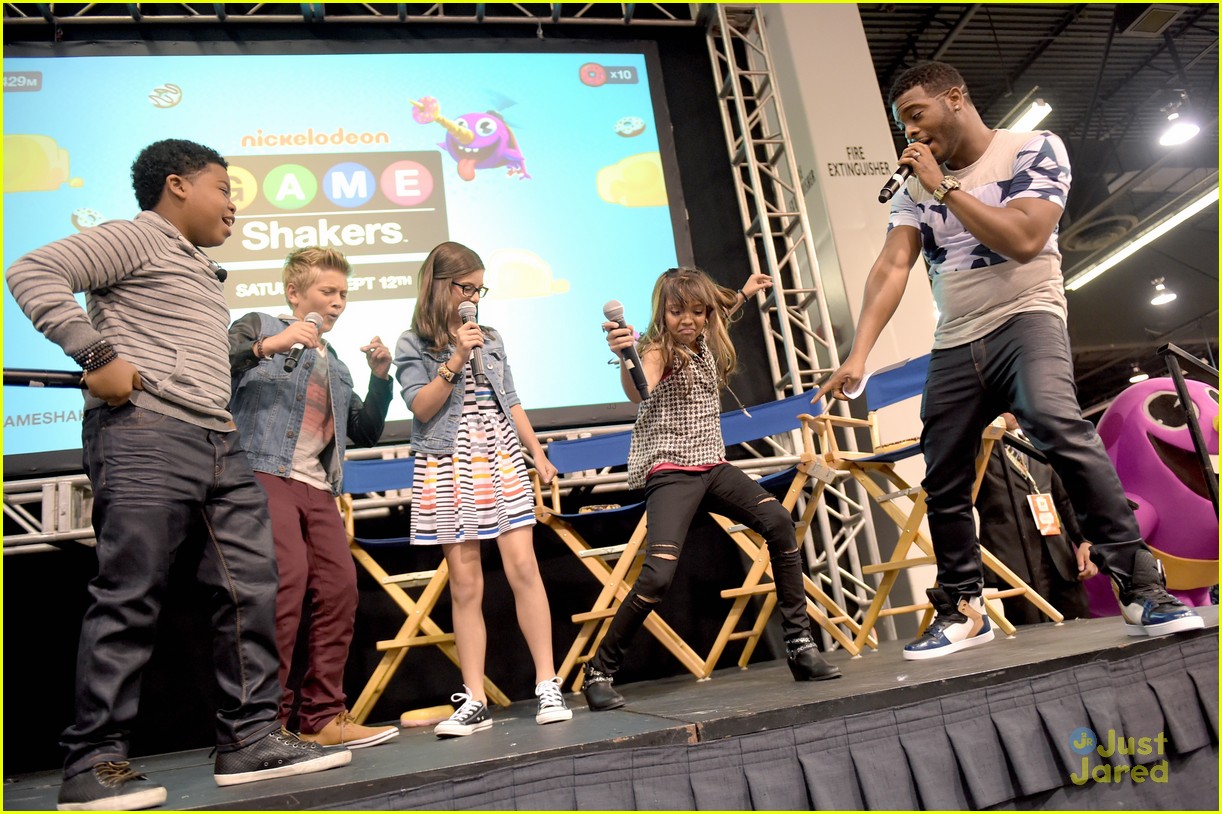 'Game Shakers' Cast & Josh Peck Shake Up Things At VidCon 2015