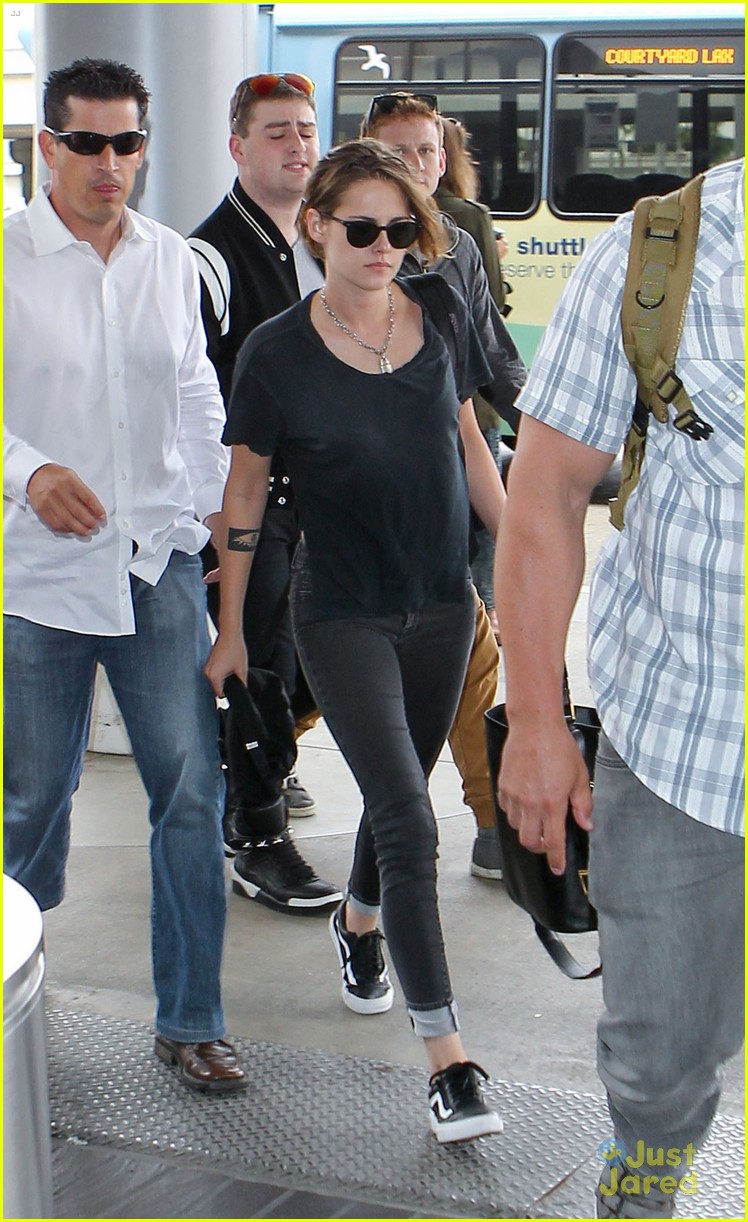 Kristen Stewart Looks Casual For LAX Airport Departure Before July 4th