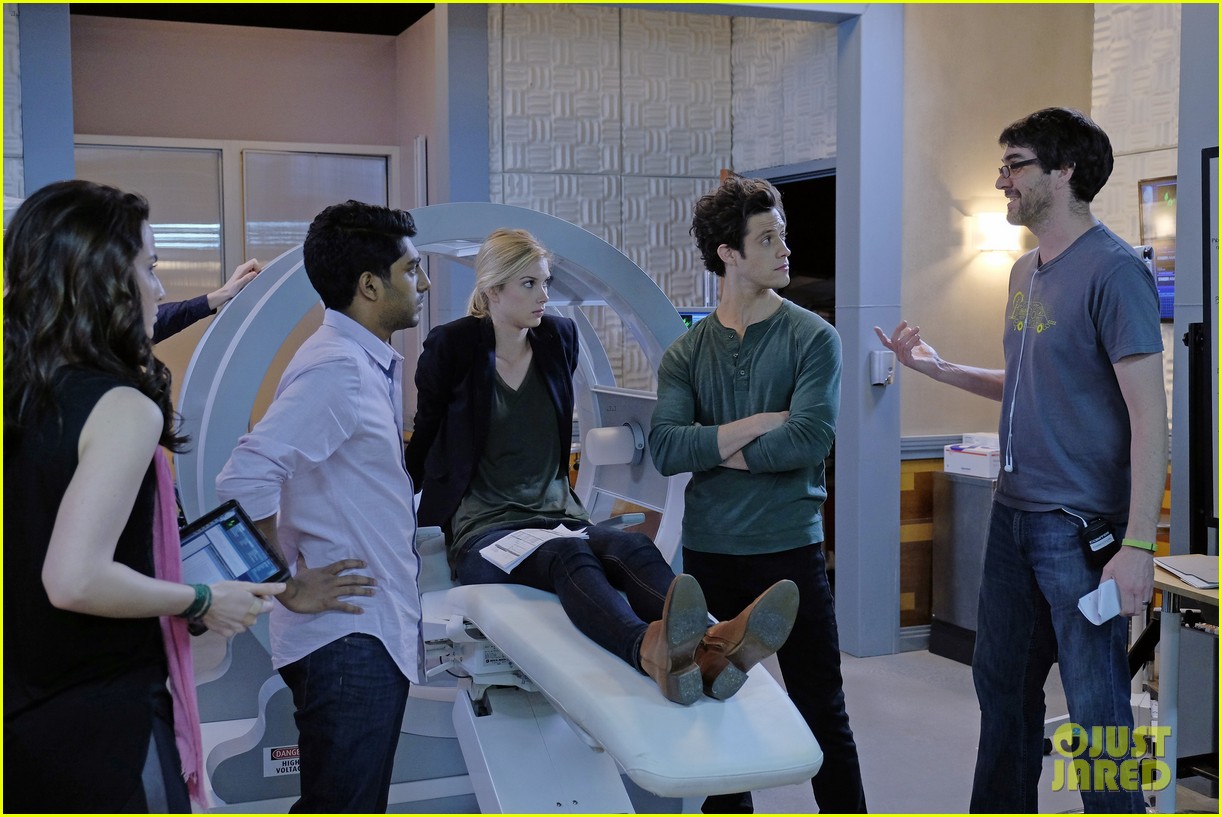 Kirsten Ventures into Her Own Mind on Tonight's All-New 'Stitchers'