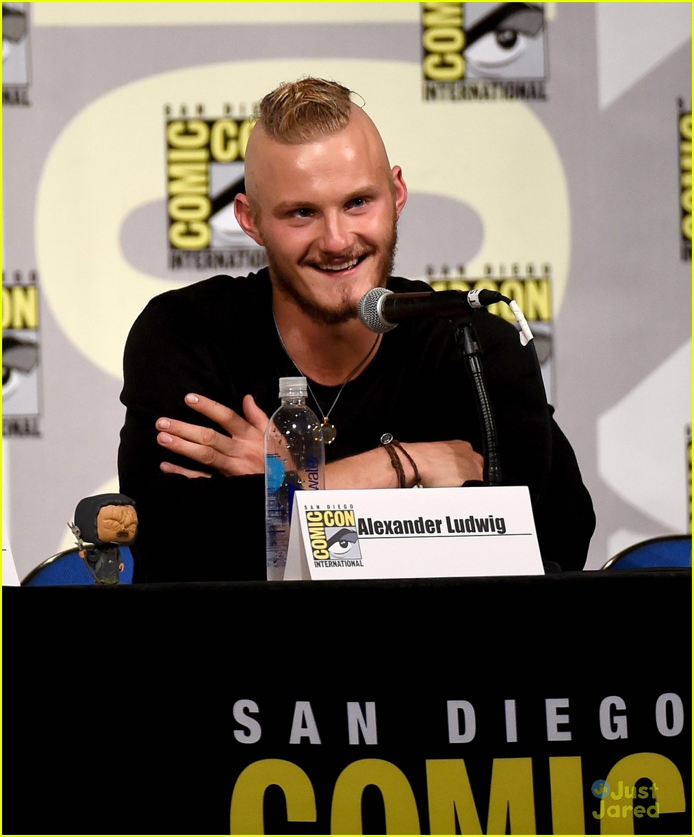 Alexander Ludwig Debuts 'Vikings' Season 4 Trailer at Comic-Con!