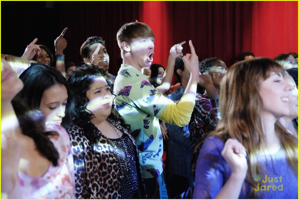 Rico Rodriguez Guest Stars On Tonight's 'Austin & Ally' - See A Sneak Peek!