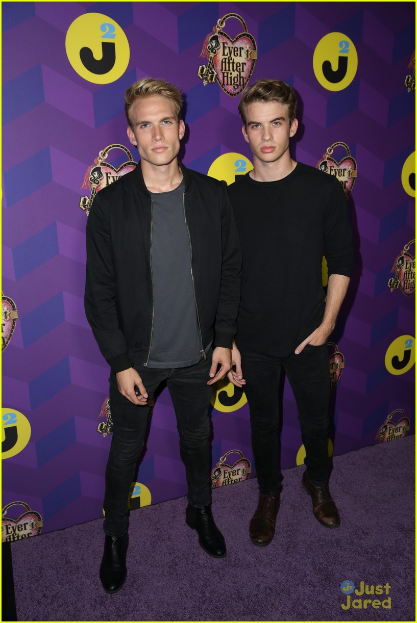 Diego Boneta Makes Us 'Scream' at Just Jared's Wonderland Party!