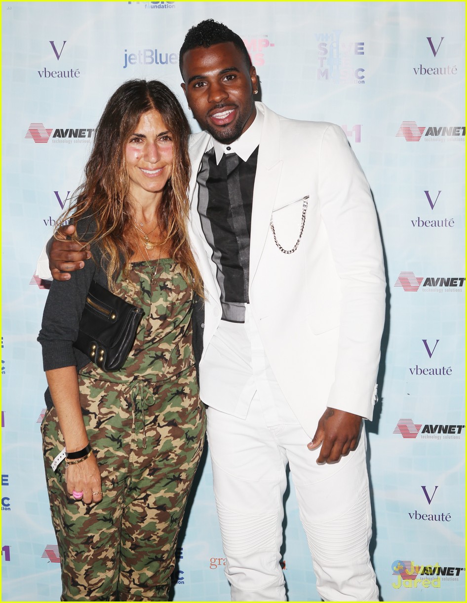 Jason Derulo Gives Back At Vh1's Save The Music Foundation Hamptons Live Benefit