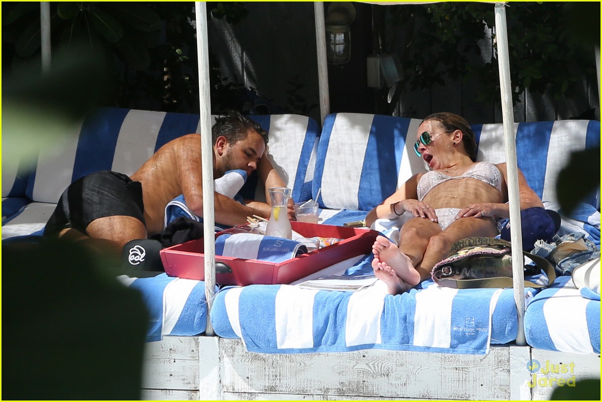 Katie Cassidy Hits The Beach in Miami For Some R&R