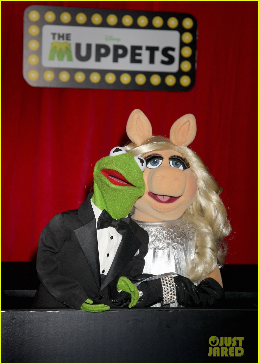 Miss Piggy & Kermit the Frog Break Up