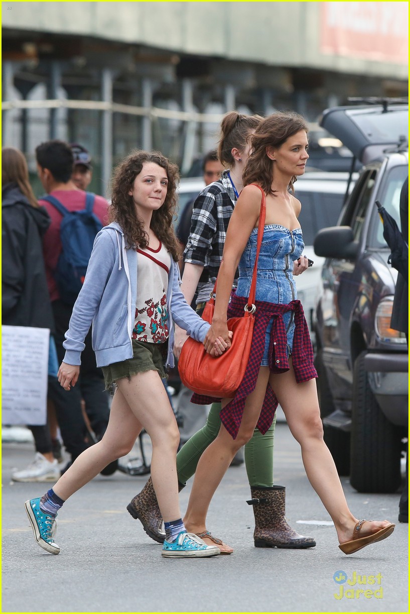 Stefania Owen Films 'All We Had' With Katie Holmes