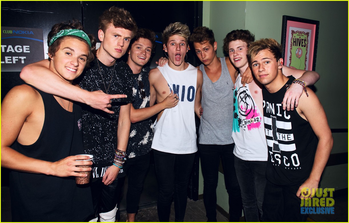 The Vamps Bring Us Backstage at Final U.S. Tour Stop! (Exclusive Pics)