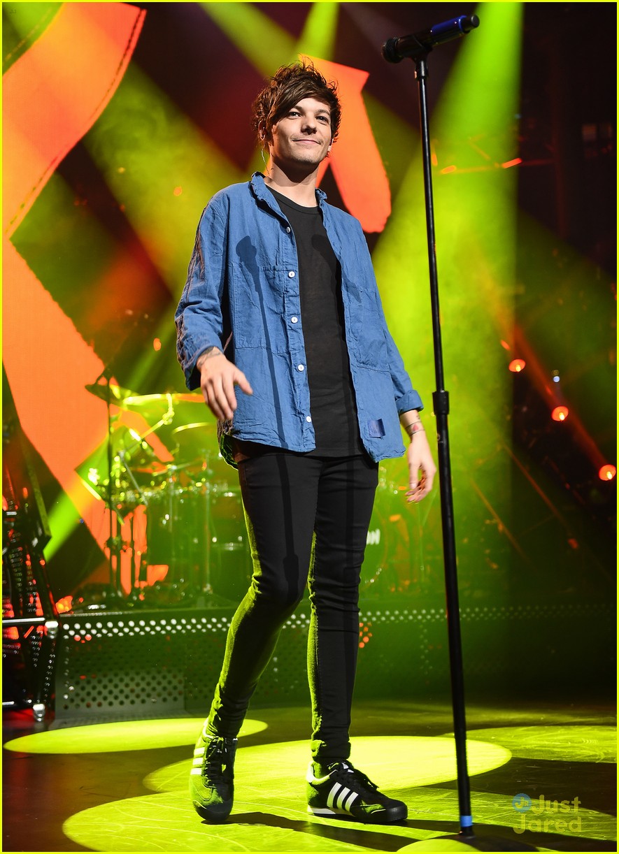 One Direction Play Apple Music Festival After Dropping New Song 'Infinity'