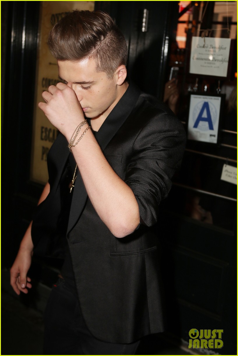 Brooklyn Beckham Attends His Mom Victoria's NYFW Show!