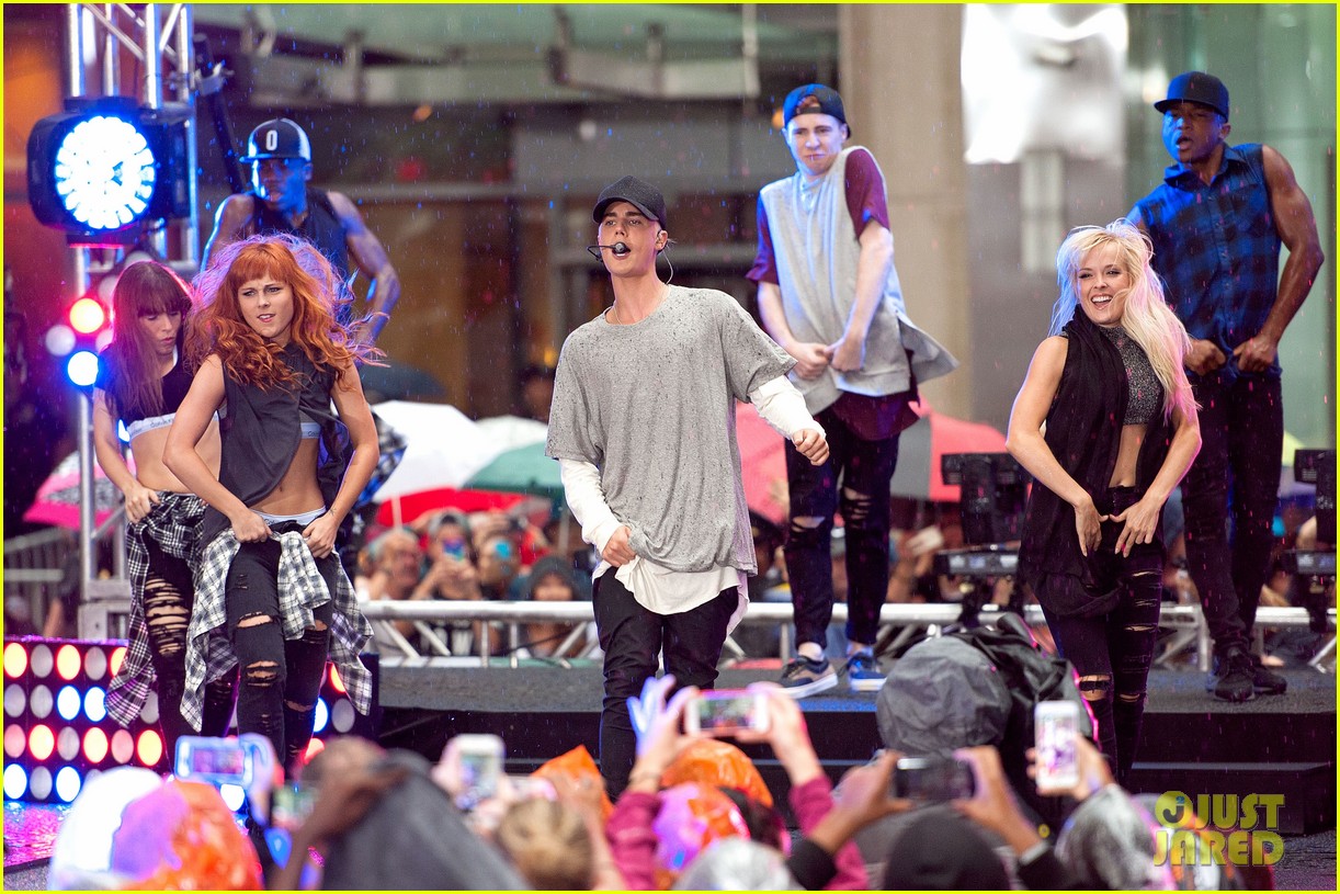 Justin Bieber Performs on 'Today,' Debuts Platinum Hair - Watch Now!