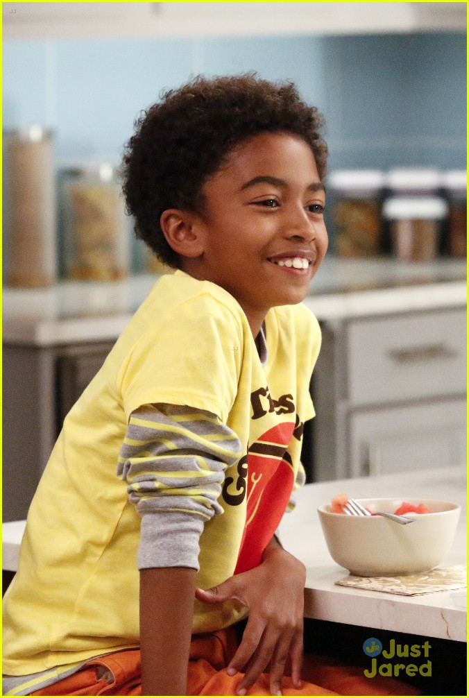 Jack Gets In Major Trouble From Singing THE Word in 'black-ish's Season Premiere