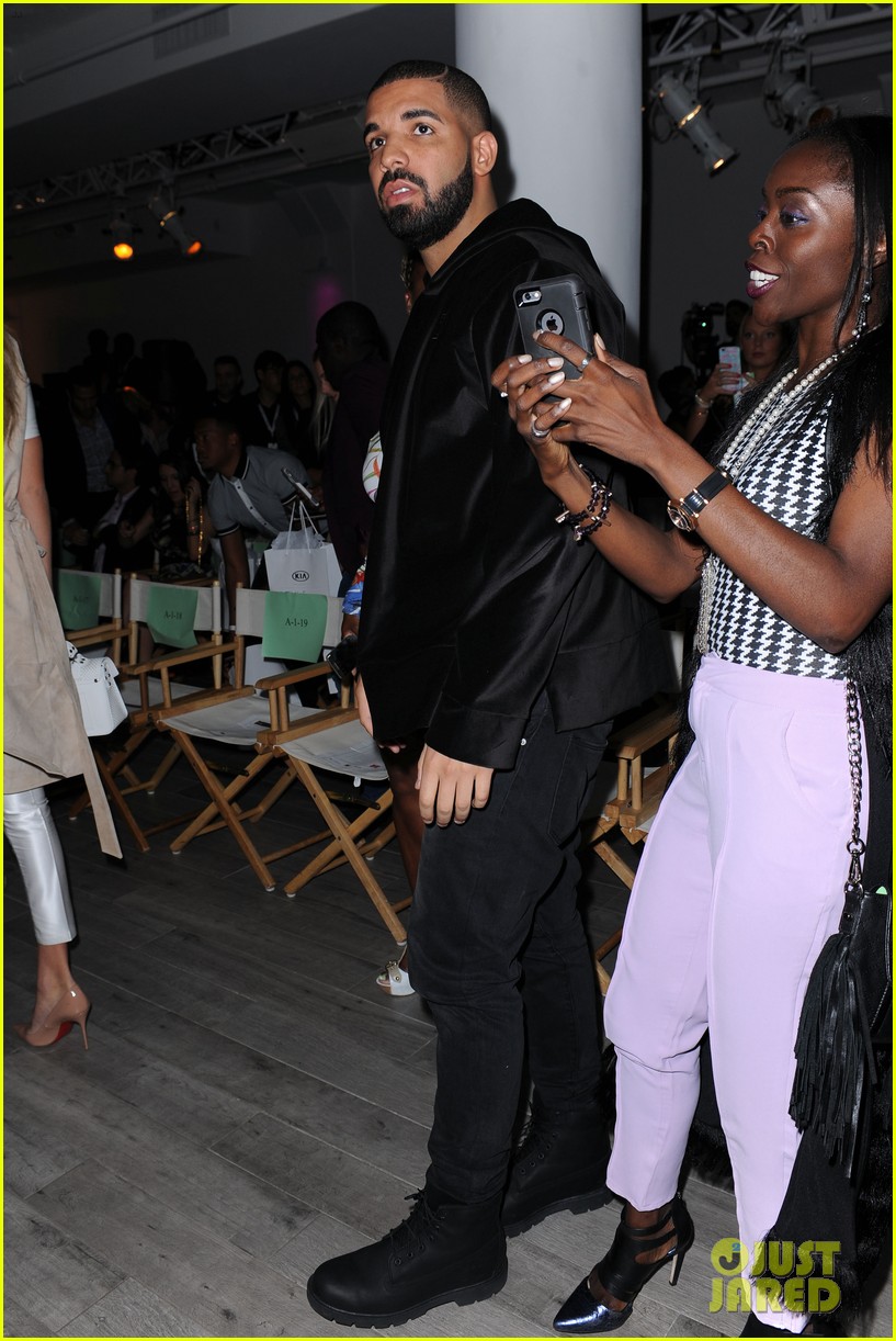 Gigi Hadid Supports Serena Williams at NYFW with Lily Aldridge!