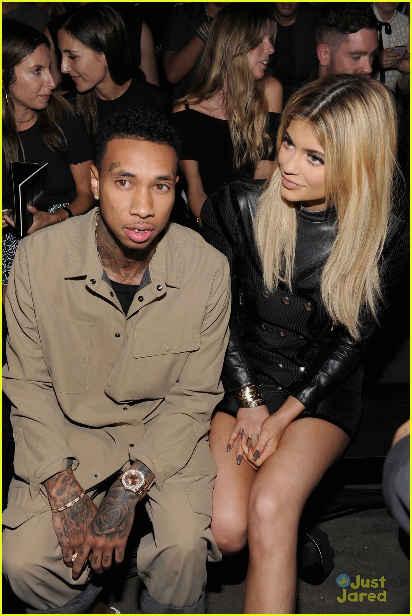 Kylie Jenner Attacked By Fan, Head Snaps Back From Hair Pull (Video)