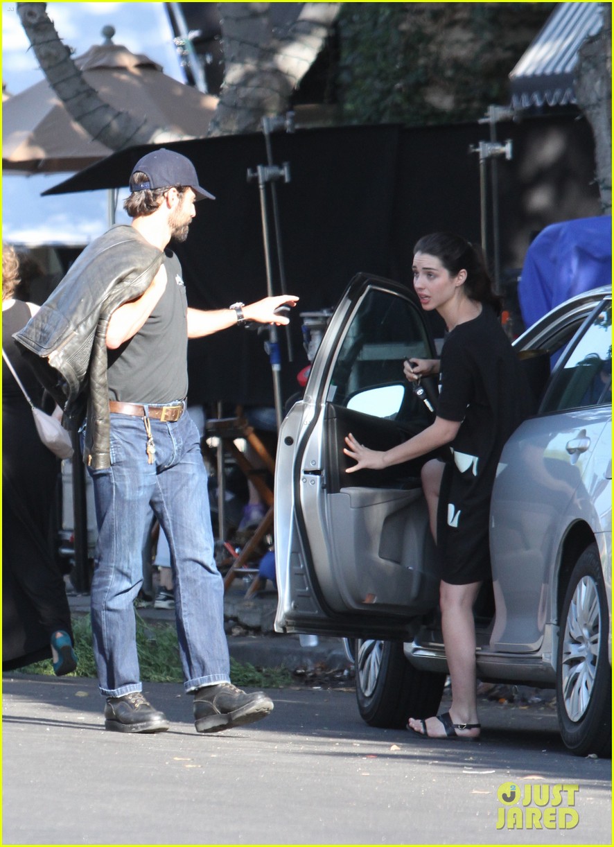 Adelaide Kane Grabs Lunch with Milo Ventimiglia