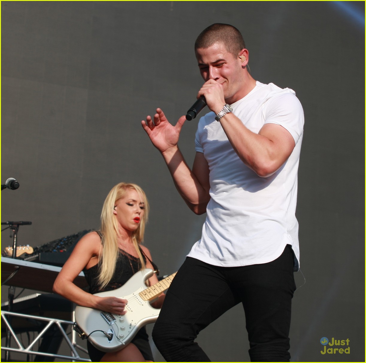 Nick Jonas Hits Made In America Festival After Dropping New Song 'Area Code'