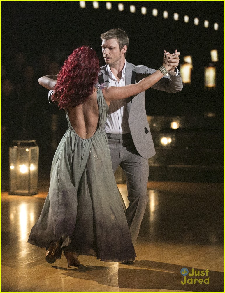 Nick Carter Totally Sweeped Sharna Burgess Off Her Feet On 'Dancing With The Stars' This Week
