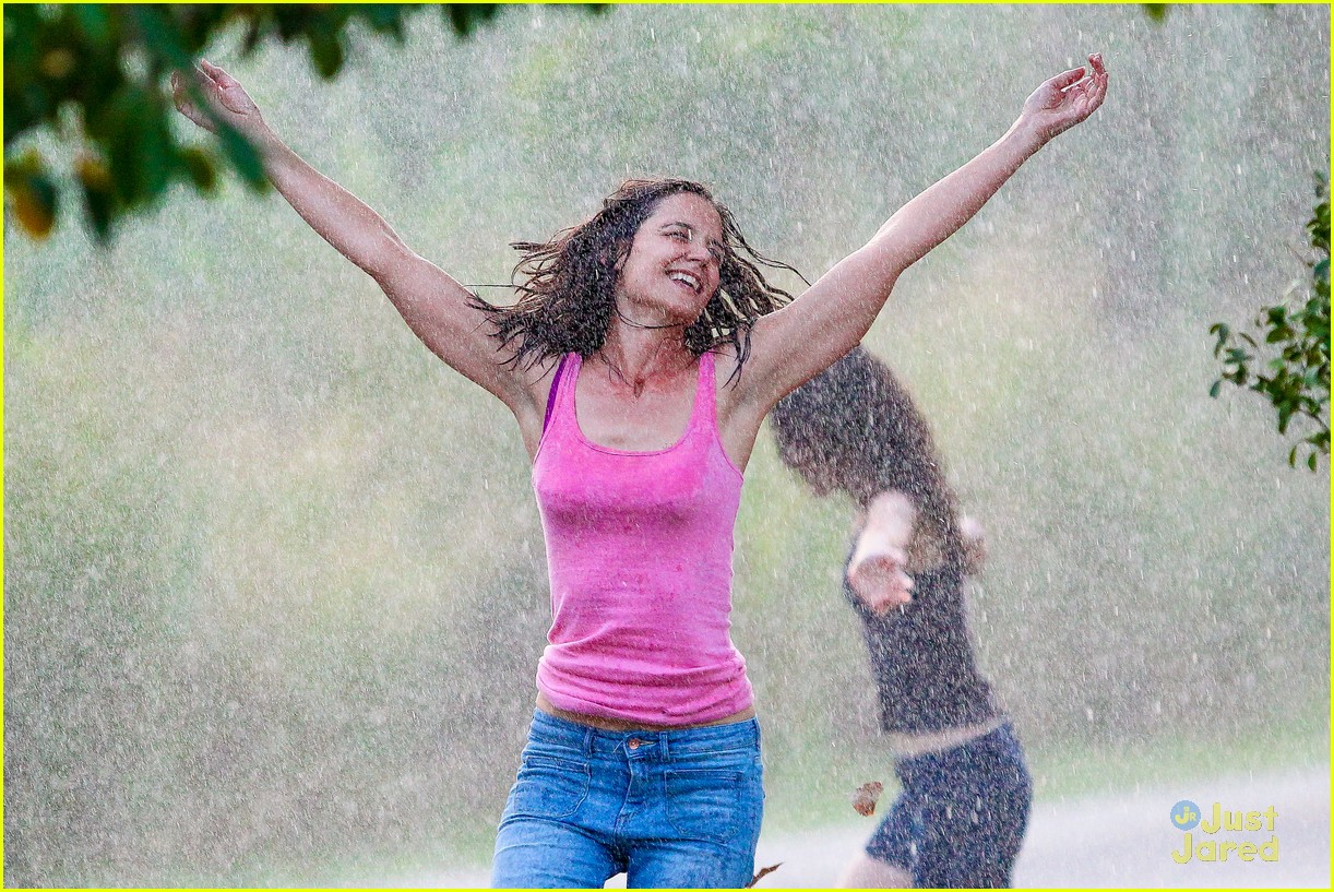 Stefania Owen Does a Rain Dance with Katie Holmes!