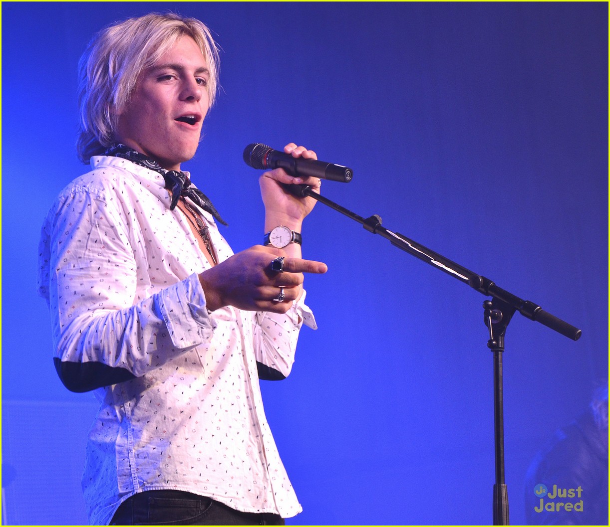 R5 Hit Oktoberfest Before Concert in Munich Germany