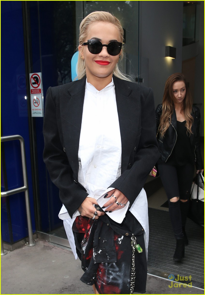 Rita Ora Defends Her El Rey Concert Wardrobe