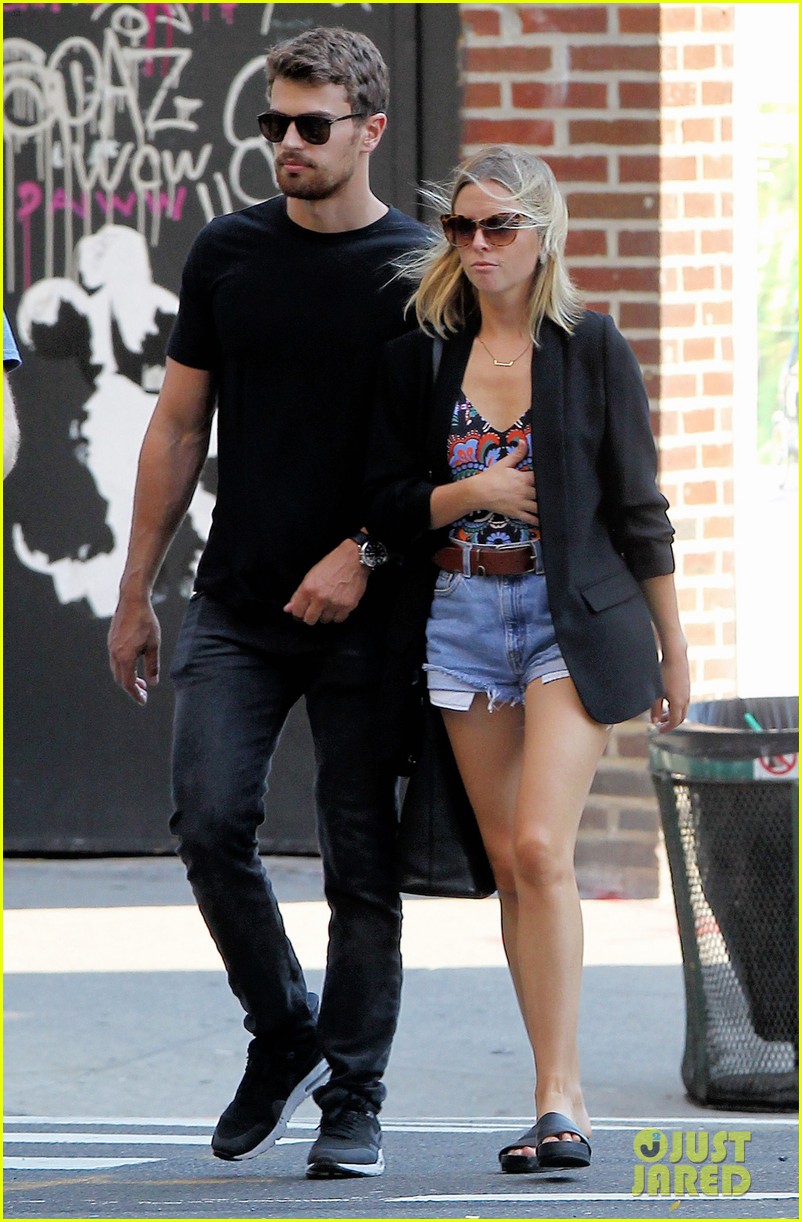 Theo James Takes a NYC Stroll With Girlfriend Ruth Kearney